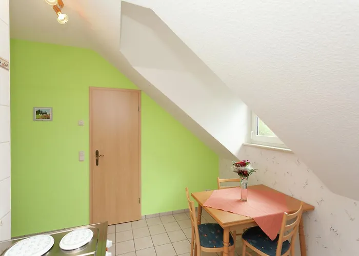 Charmante Am Thueringer Rennsteig * فراونوالد